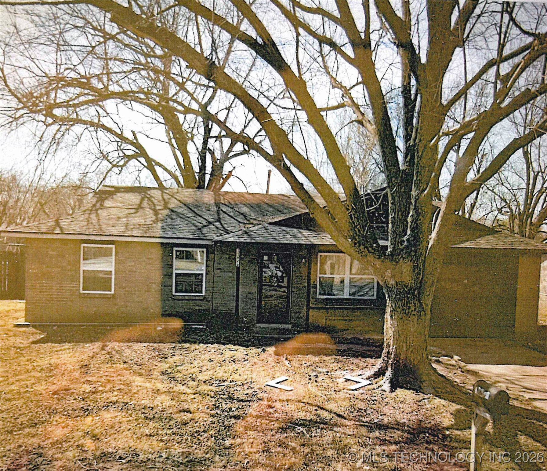 13826 S Elm Street Property Photo 1