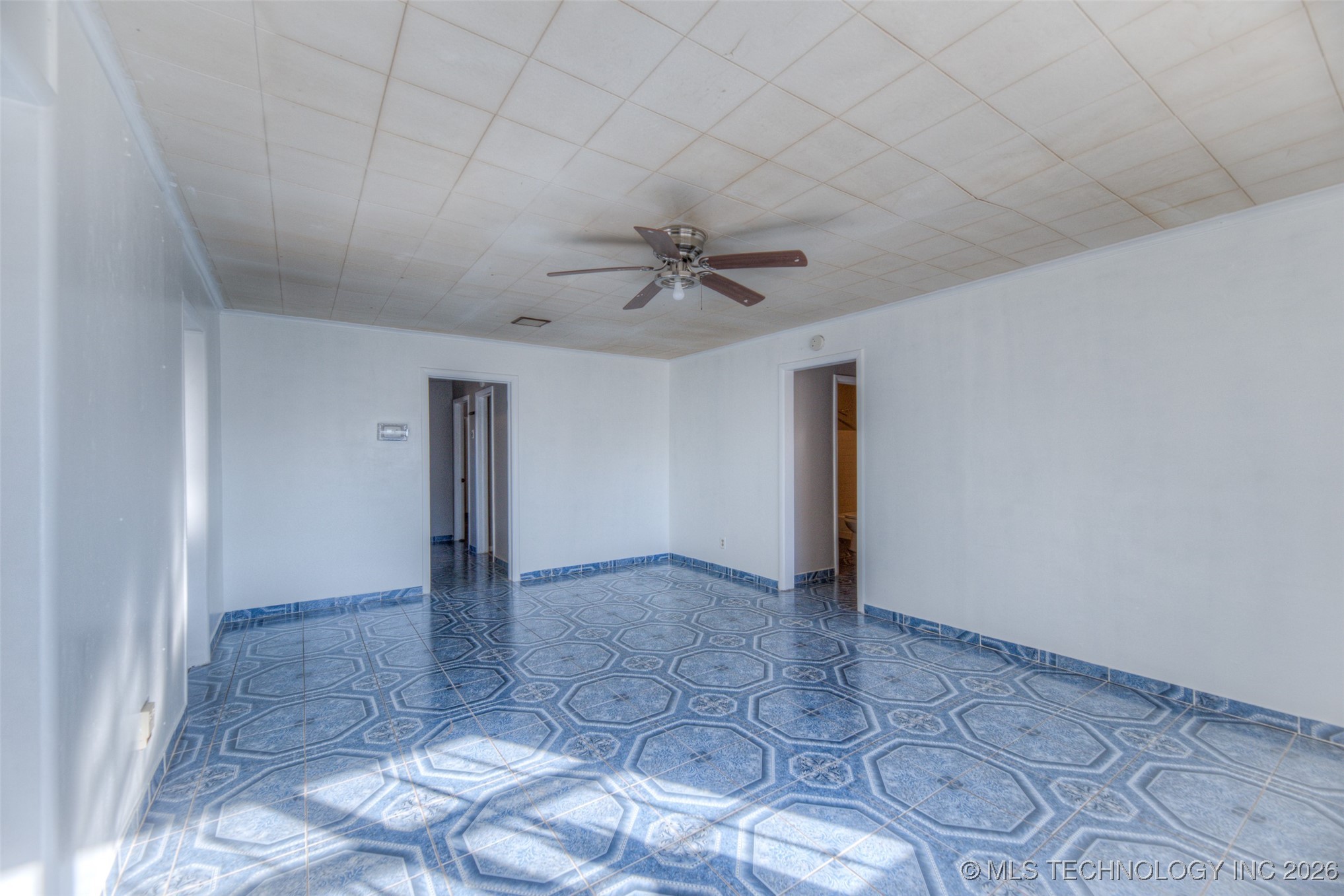 14205 E 11th Street Property Photo 7