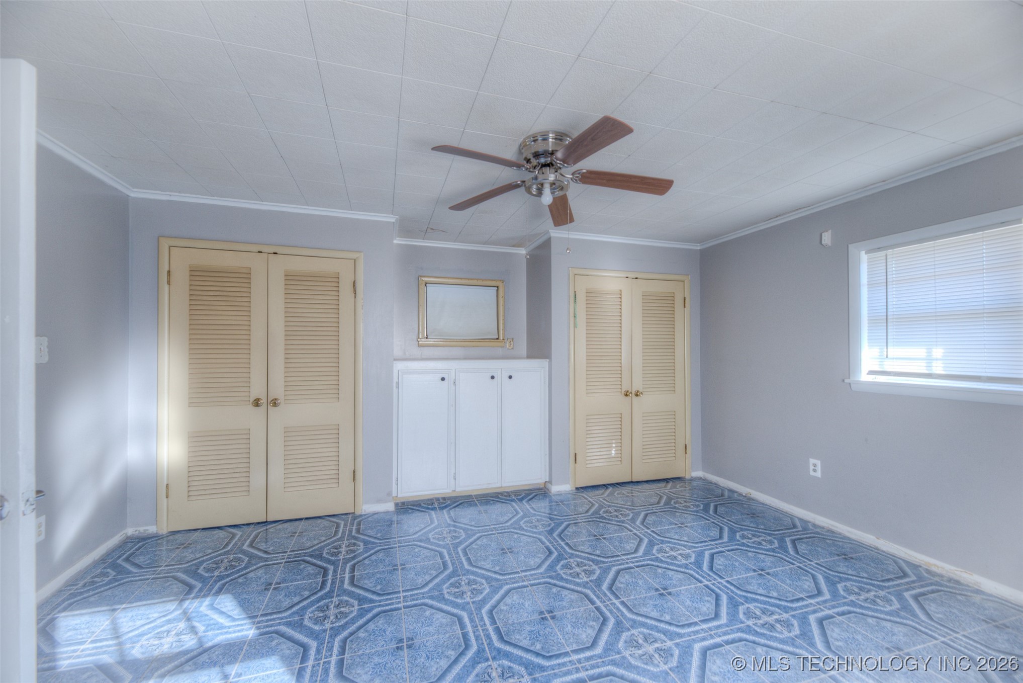 14205 E 11th Street Property Photo 10