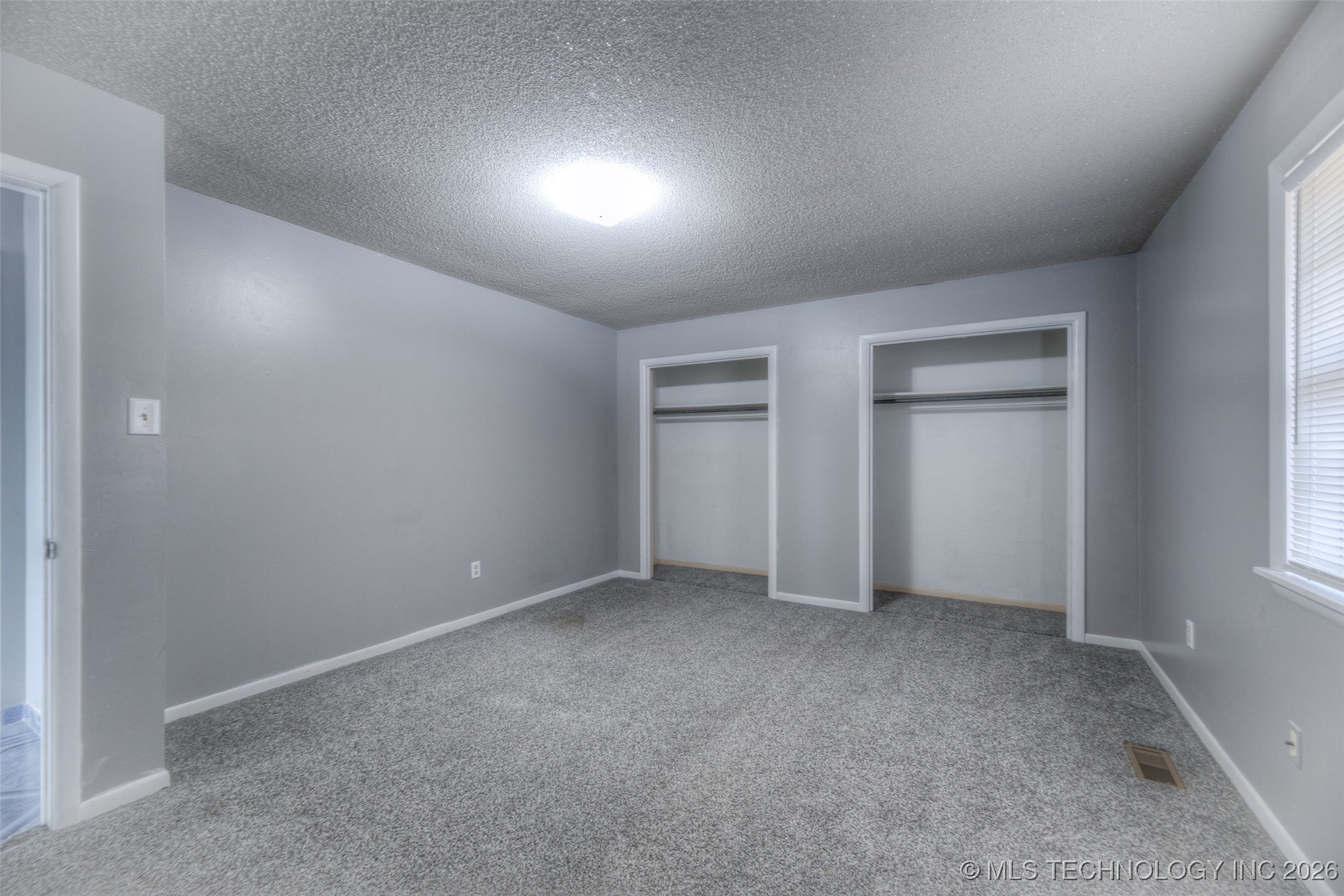 14205 E 11th Street Property Photo 19