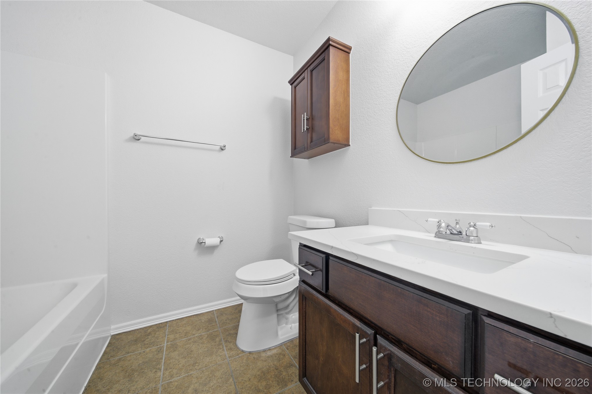 10701 N 152nd Avenue Property Photo 24