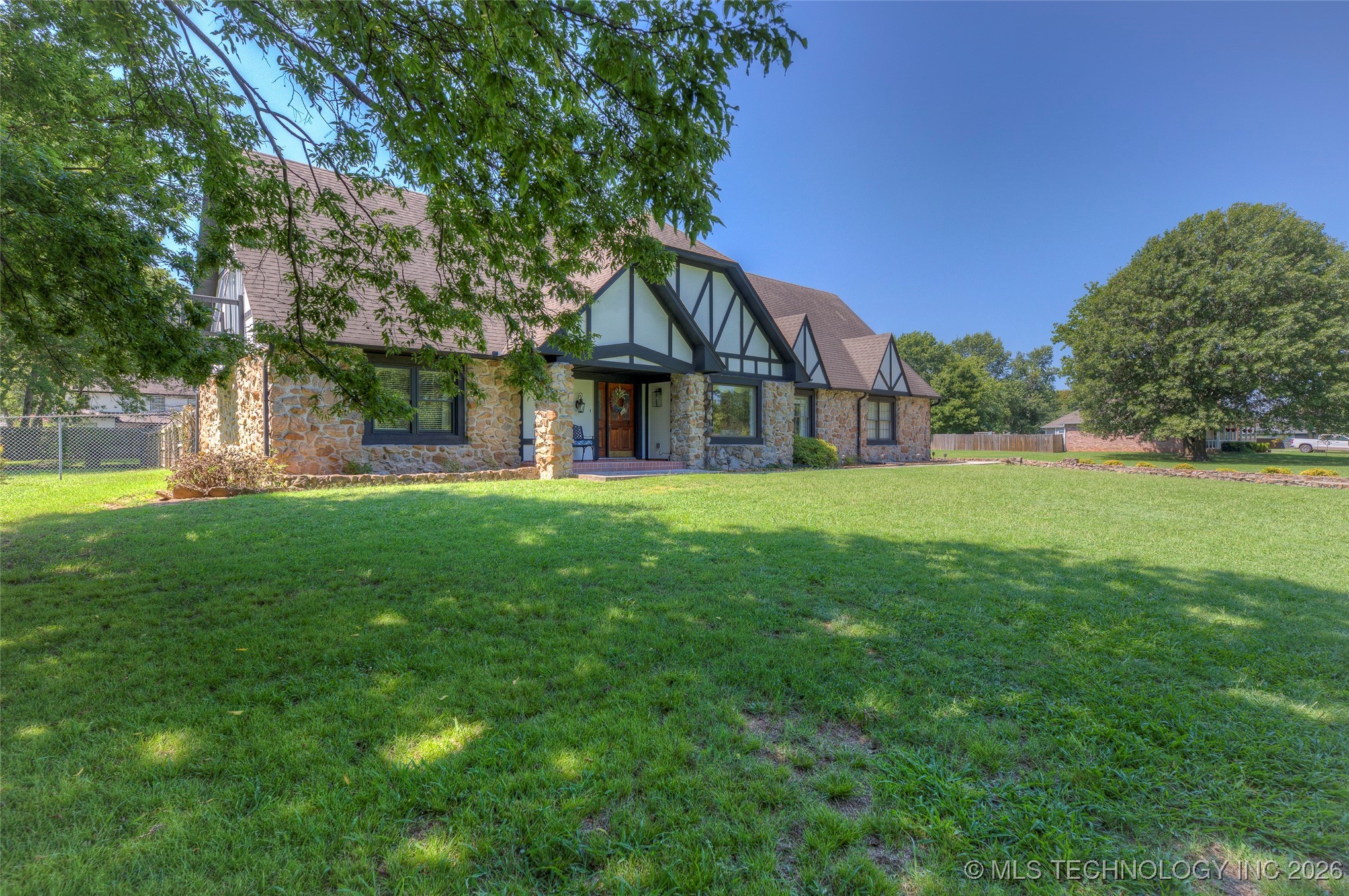 17834 E 93rd Street North Property Photo 5