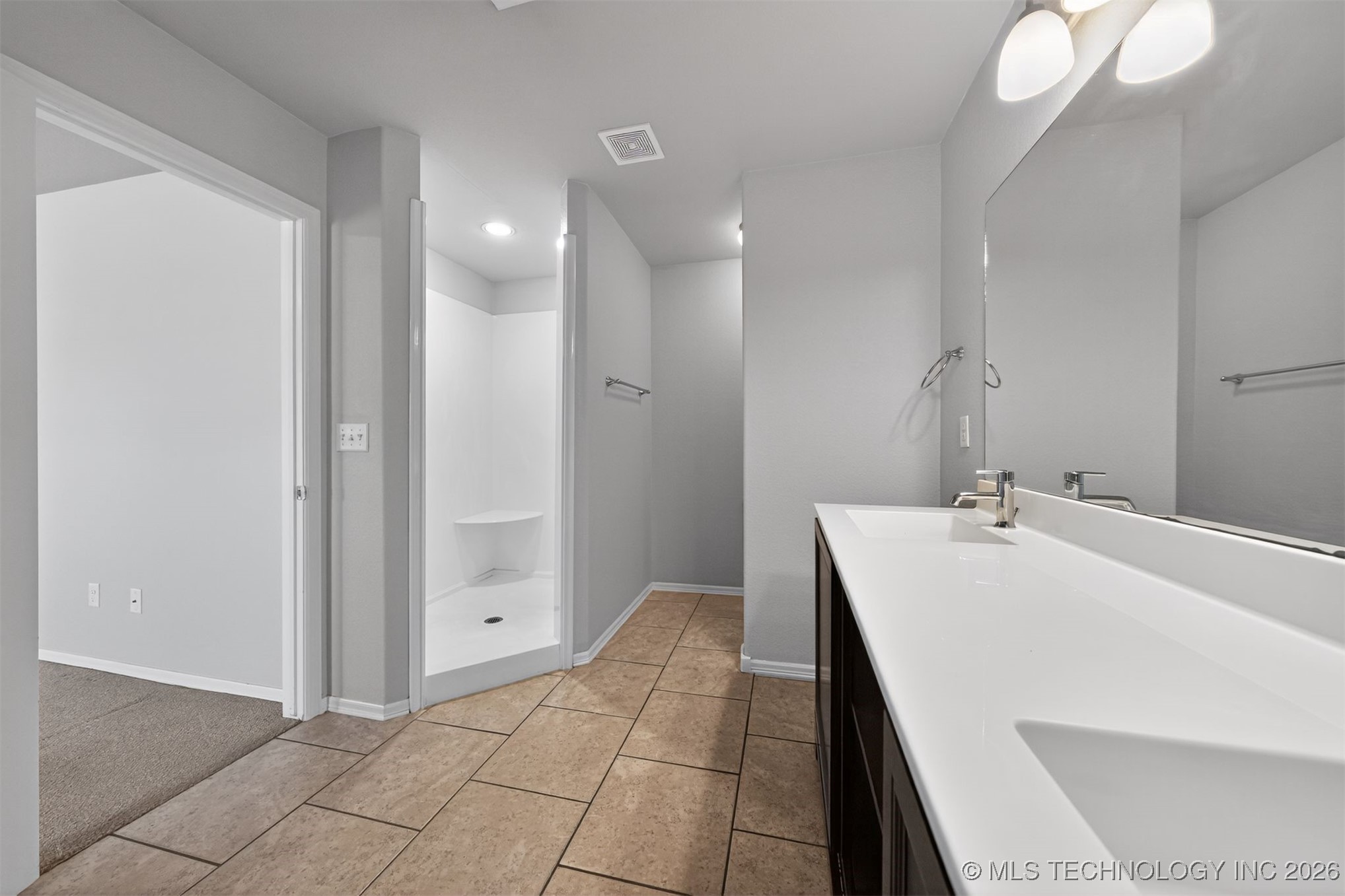 17503 E 44th Place S Property Photo 10