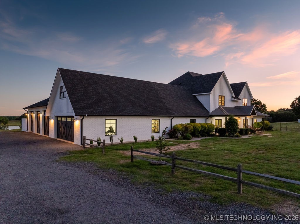 589 Three Mile Road Property Photo 3