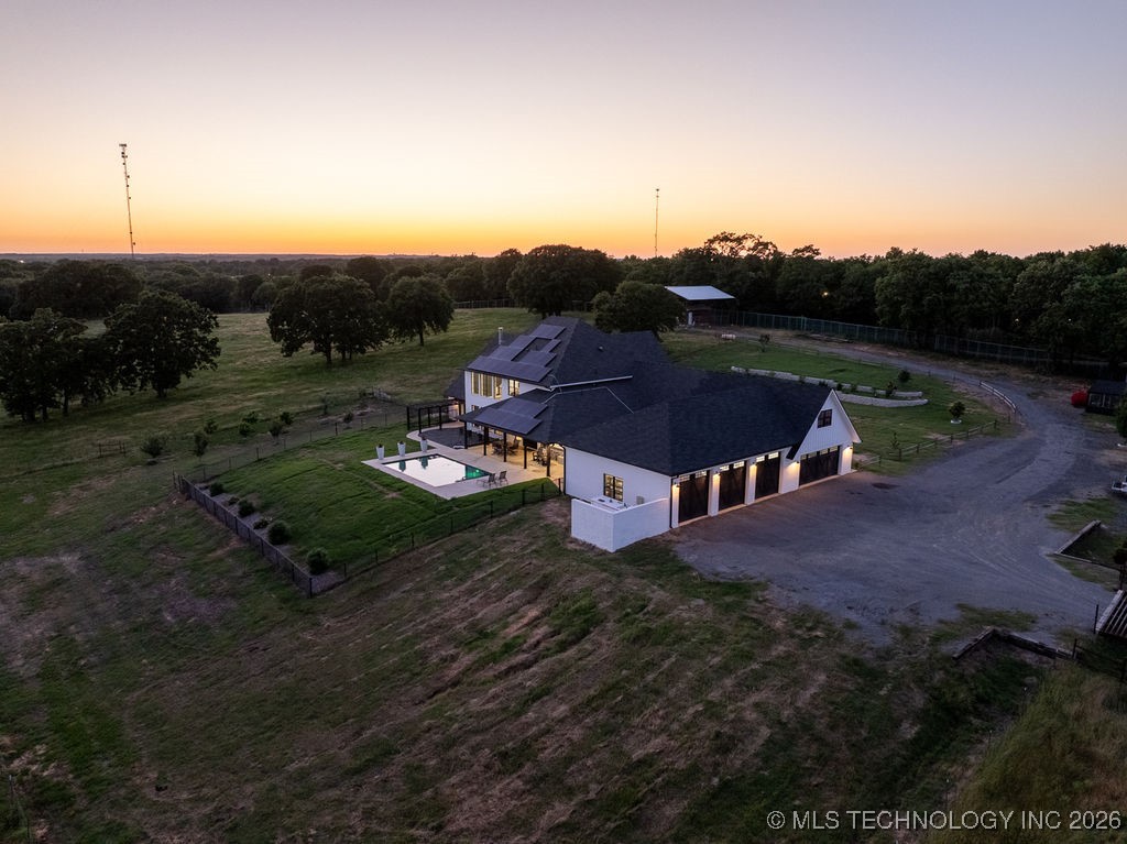 589 Three Mile Road Property Photo 4