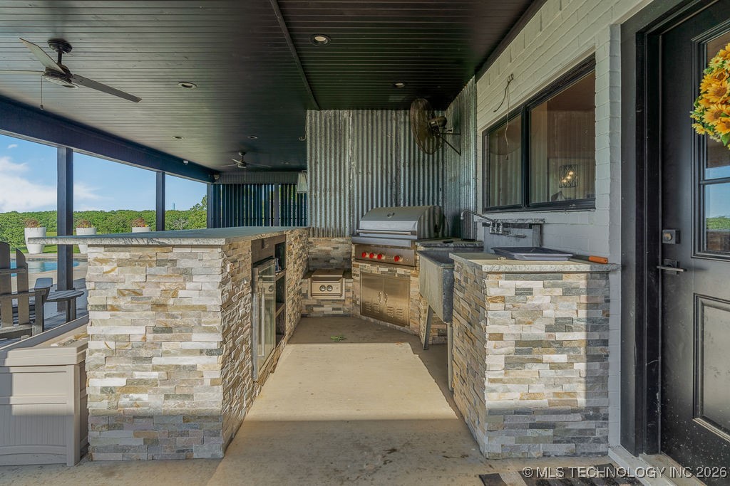 589 Three Mile Road Property Photo 11