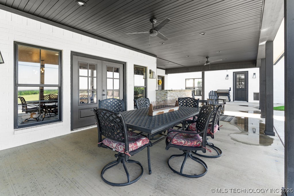 589 Three Mile Road Property Photo 13