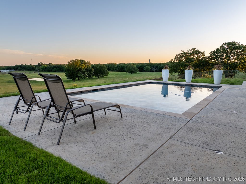 589 Three Mile Road Property Photo 14