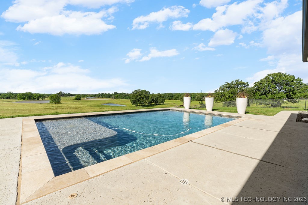 589 Three Mile Road Property Photo 17