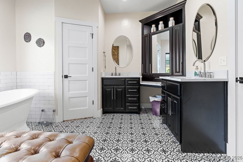 589 Three Mile Road Property Photo 48