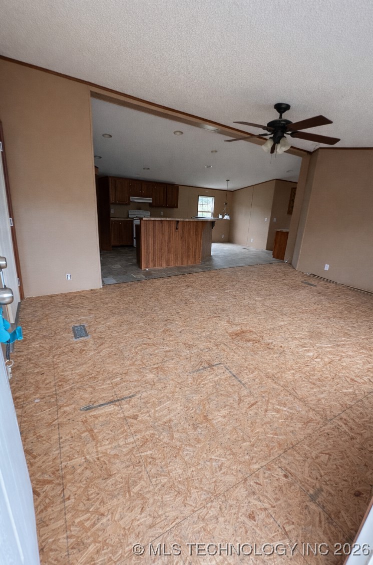 430913 E 1160 Road Property Photo 3