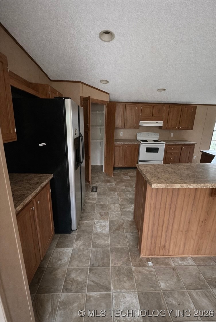 430913 E 1160 Road Property Photo 4