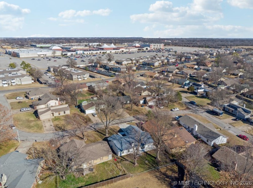 13812 E 24th Place Property Photo 31