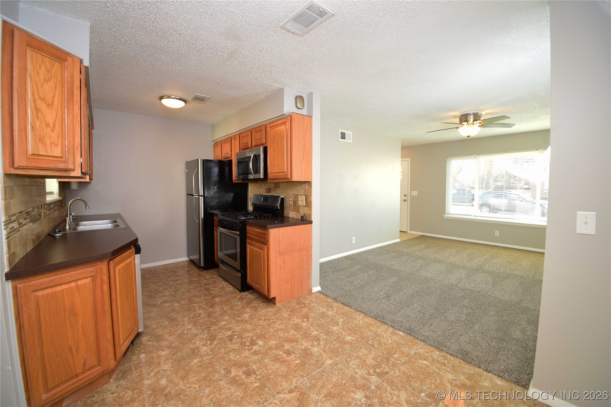 2485 S 127th East Avenue Property Photo 6