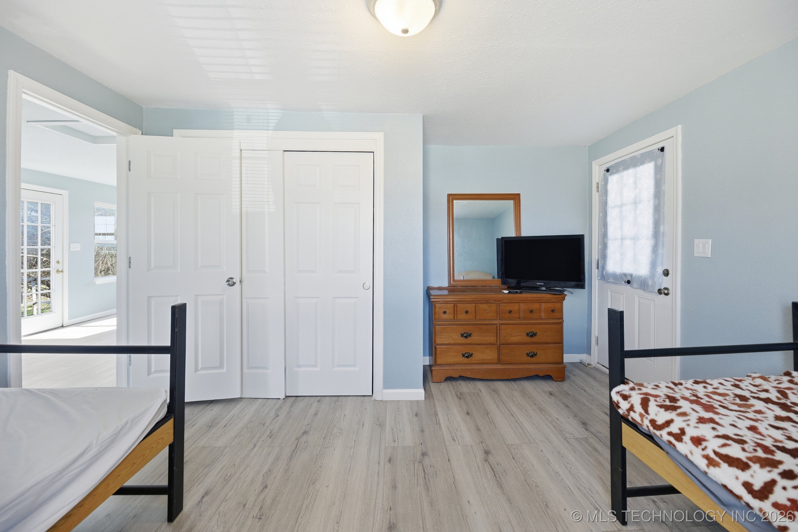 1001 S Chestnut Street Property Photo 20