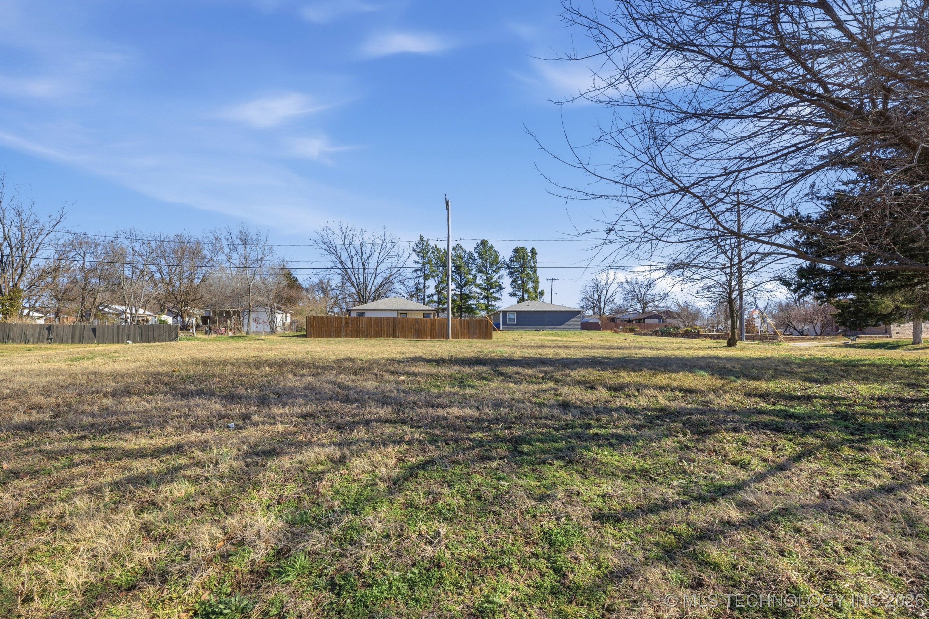 1001 S Chestnut Street Property Photo 23