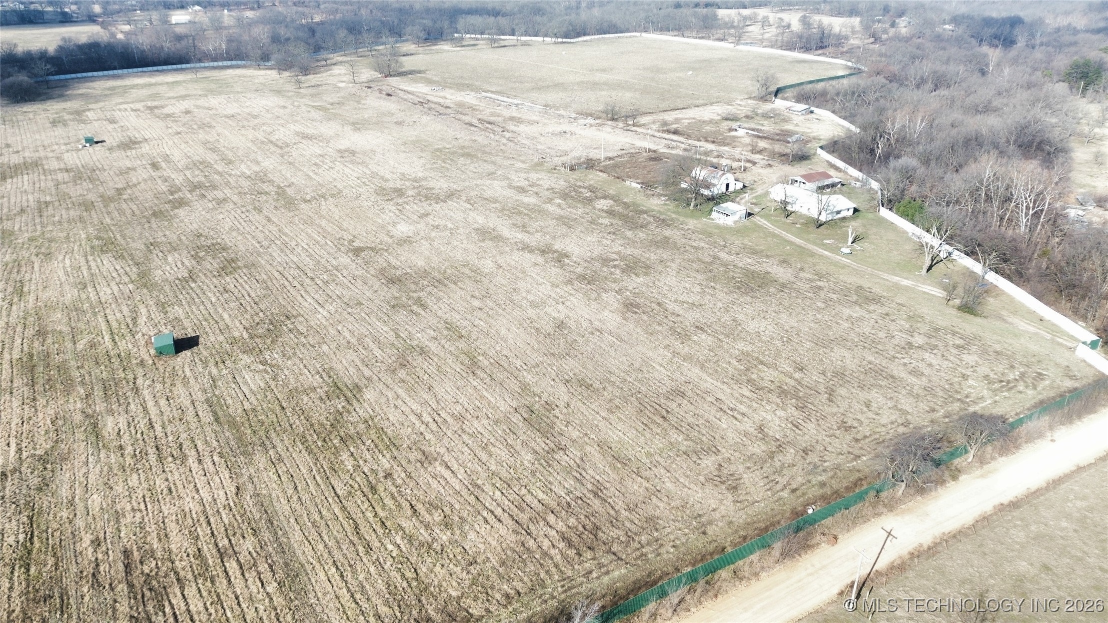 45195 670 Road Property Photo 2