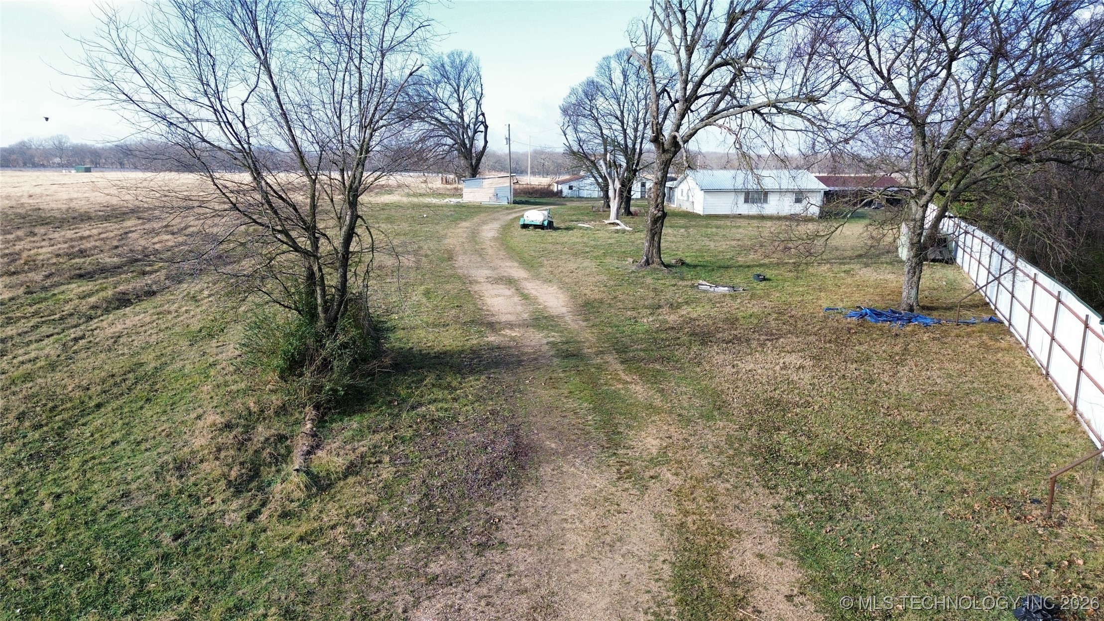 45195 670 Road Property Photo 4