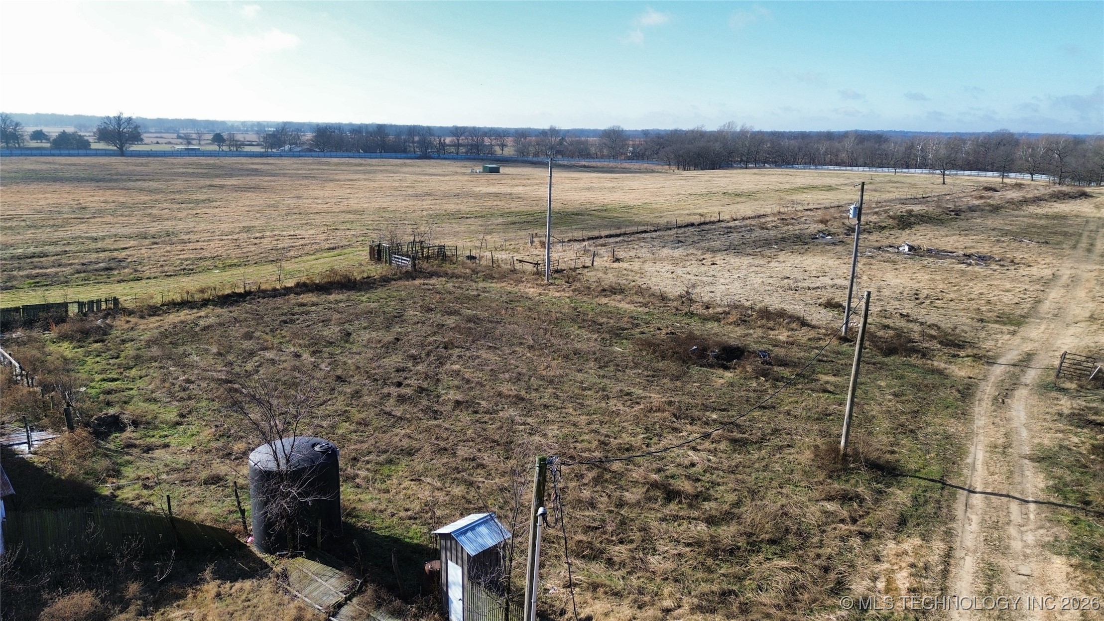 45195 670 Road Property Photo 14