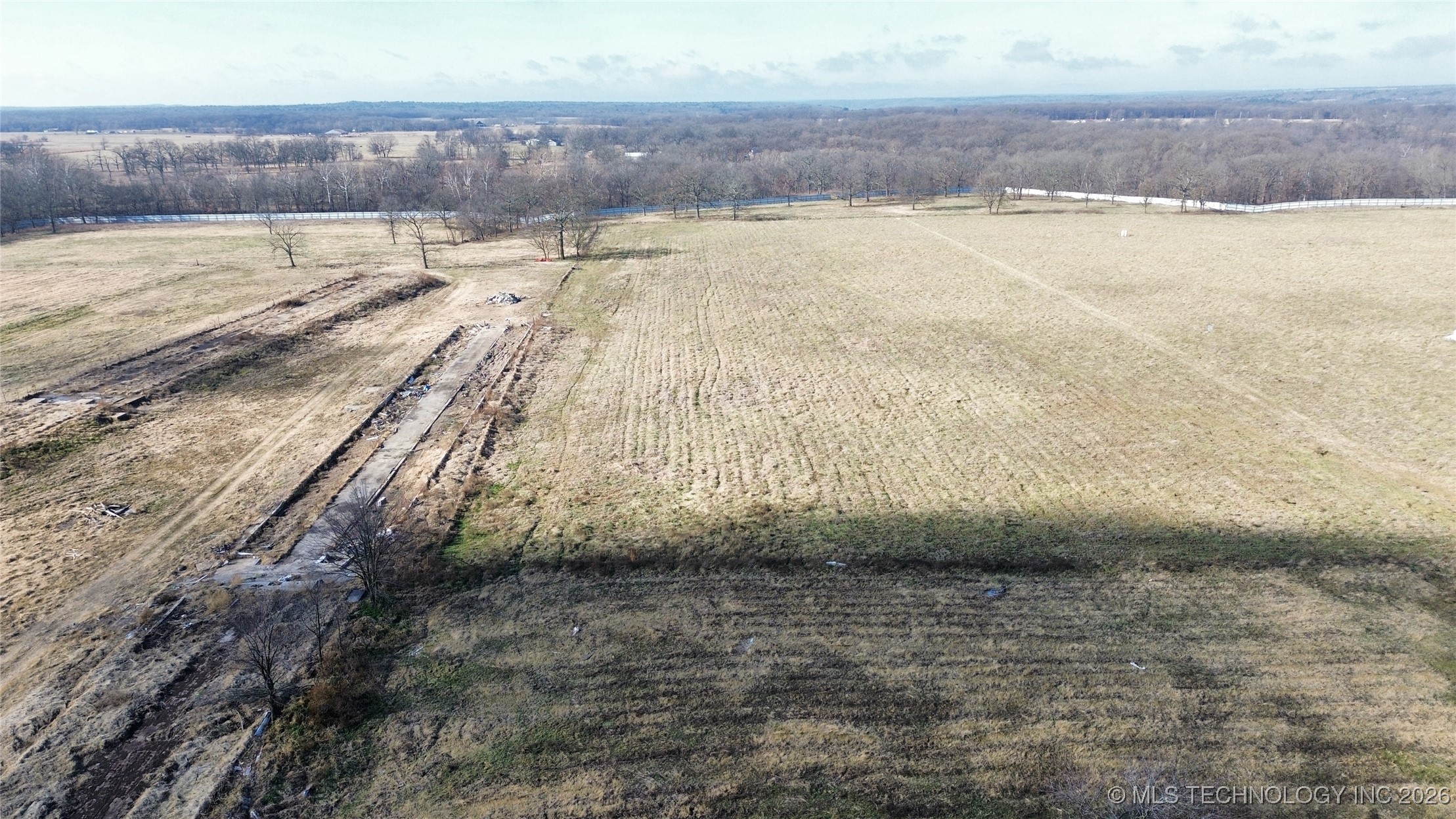 45195 670 Road Property Photo 15