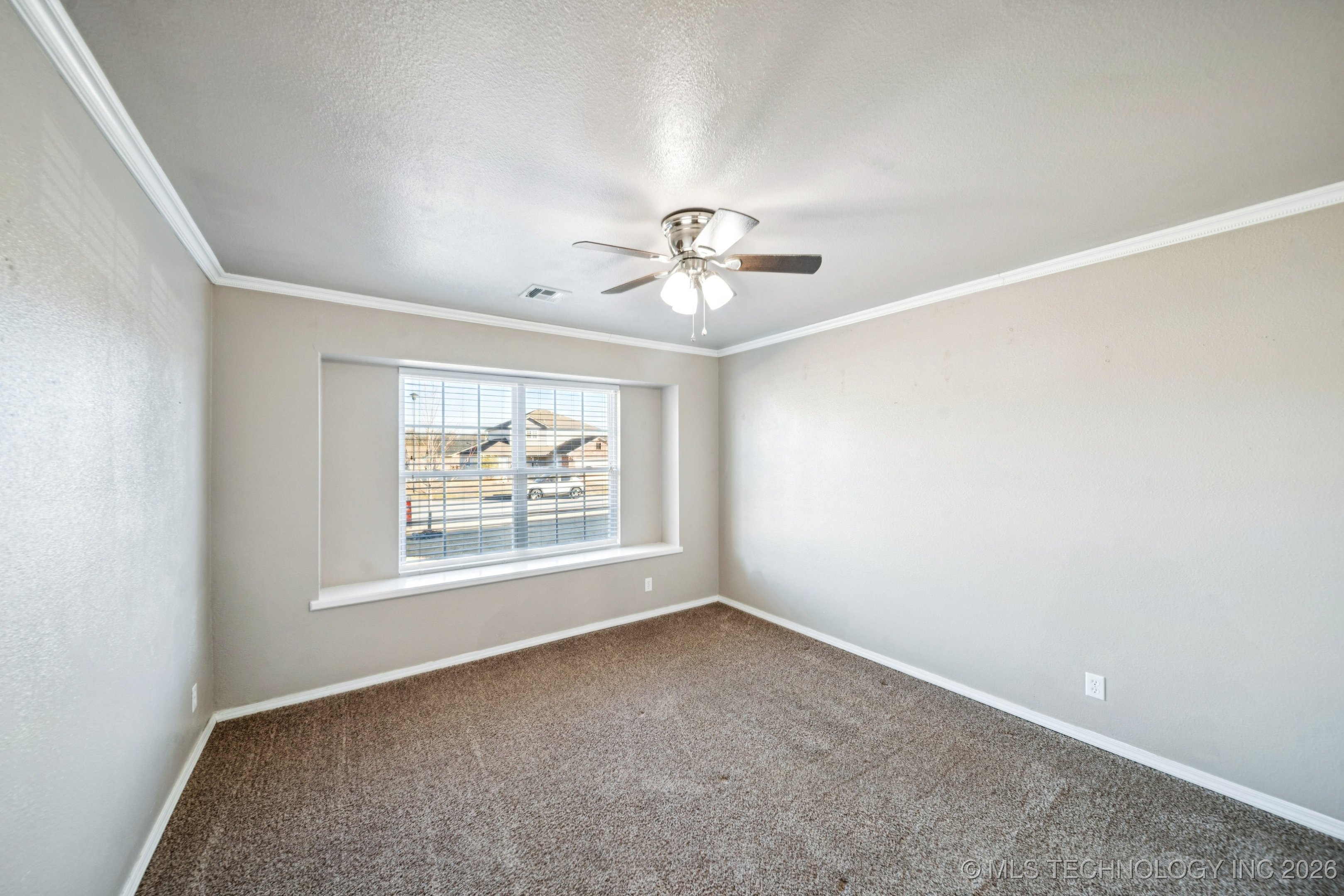 8654 S 262nd East Avenue Property Photo 19