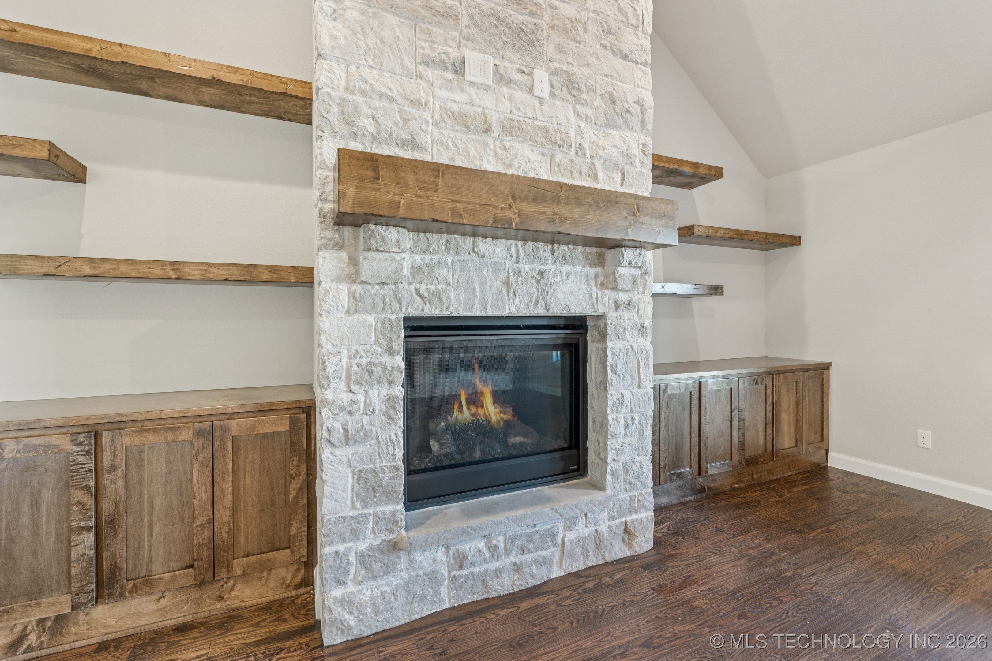 23277 E 107th Street S Property Photo 7