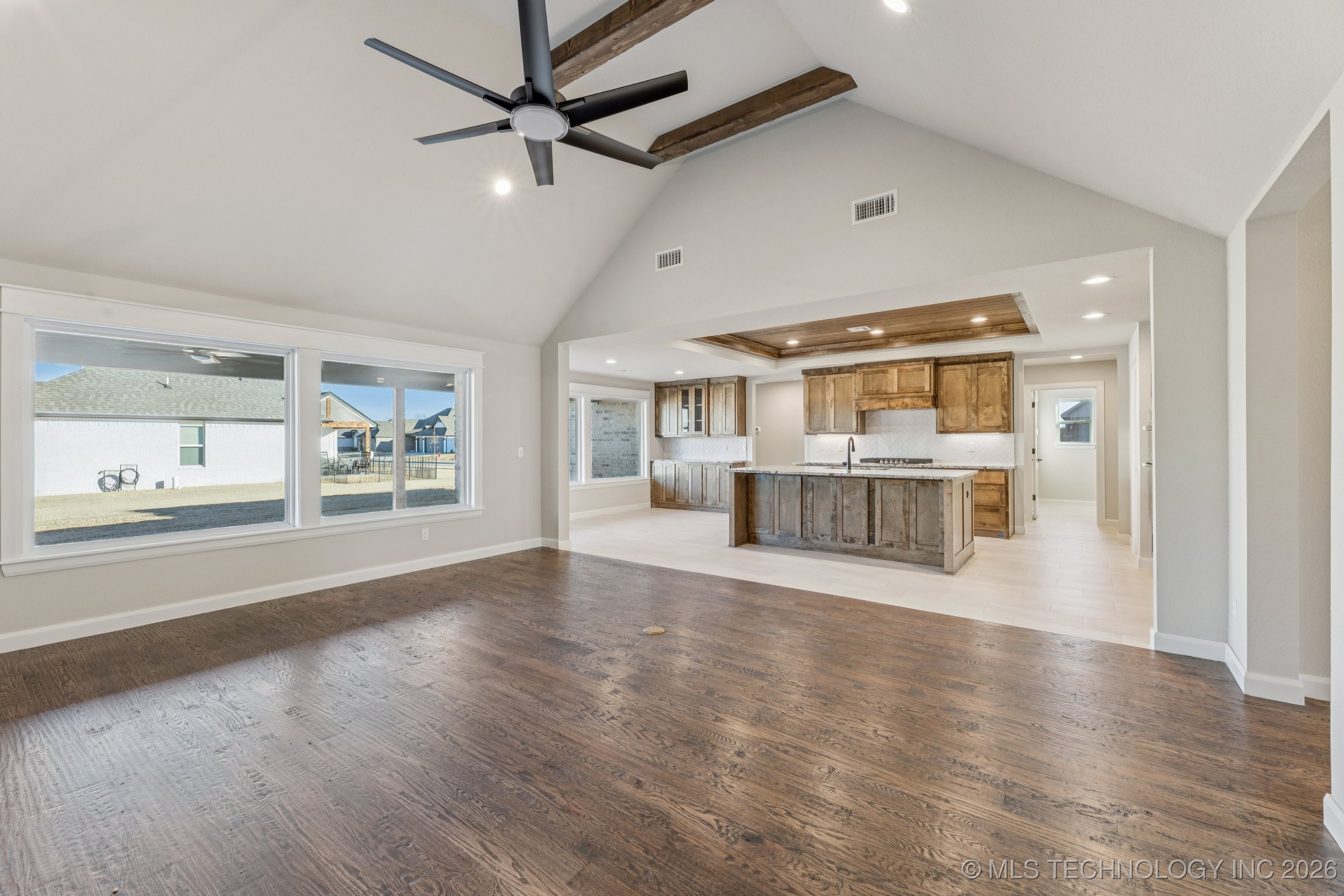 23277 E 107th Street S Property Photo 8