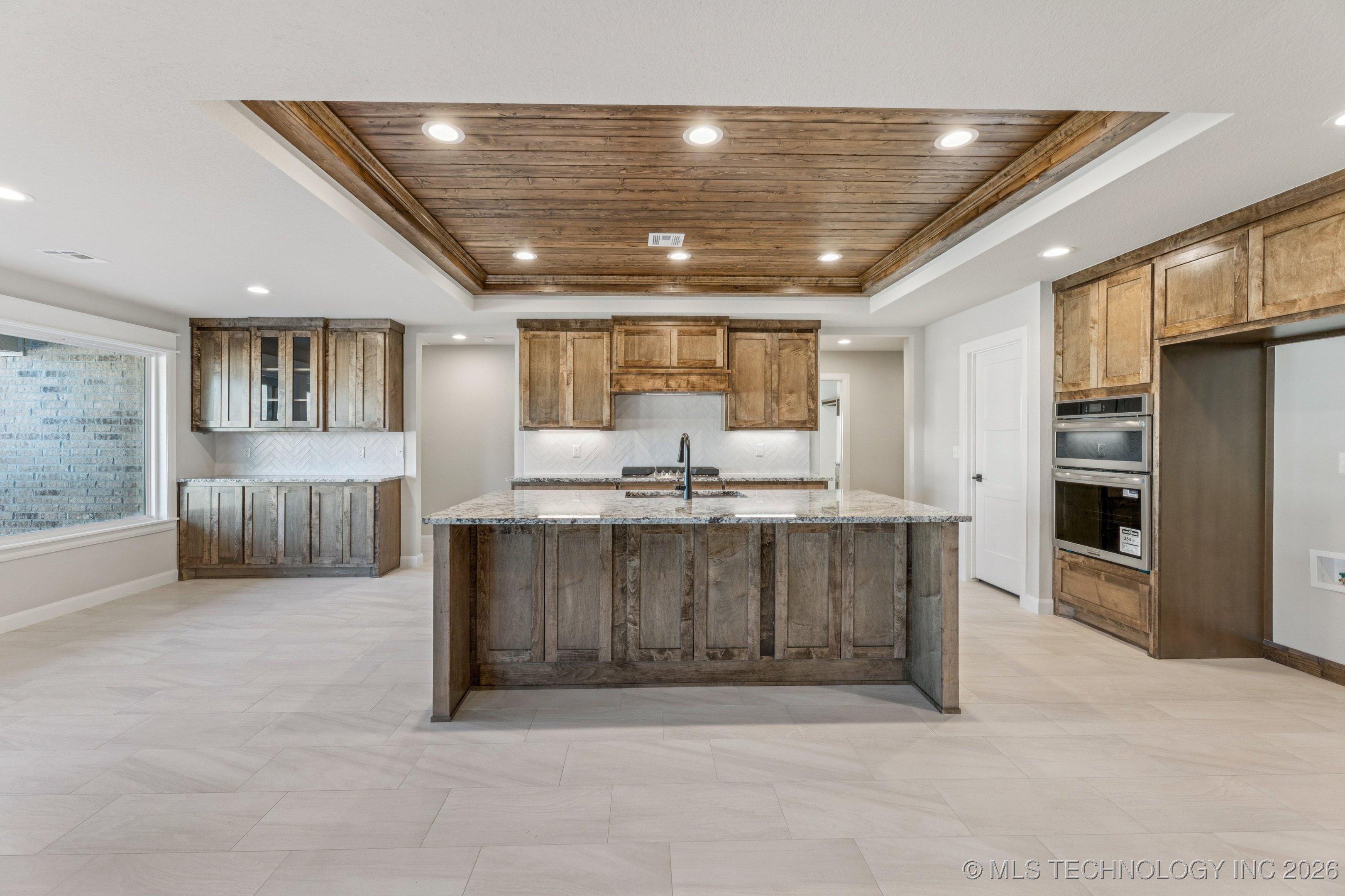 23277 E 107th Street S Property Photo 9