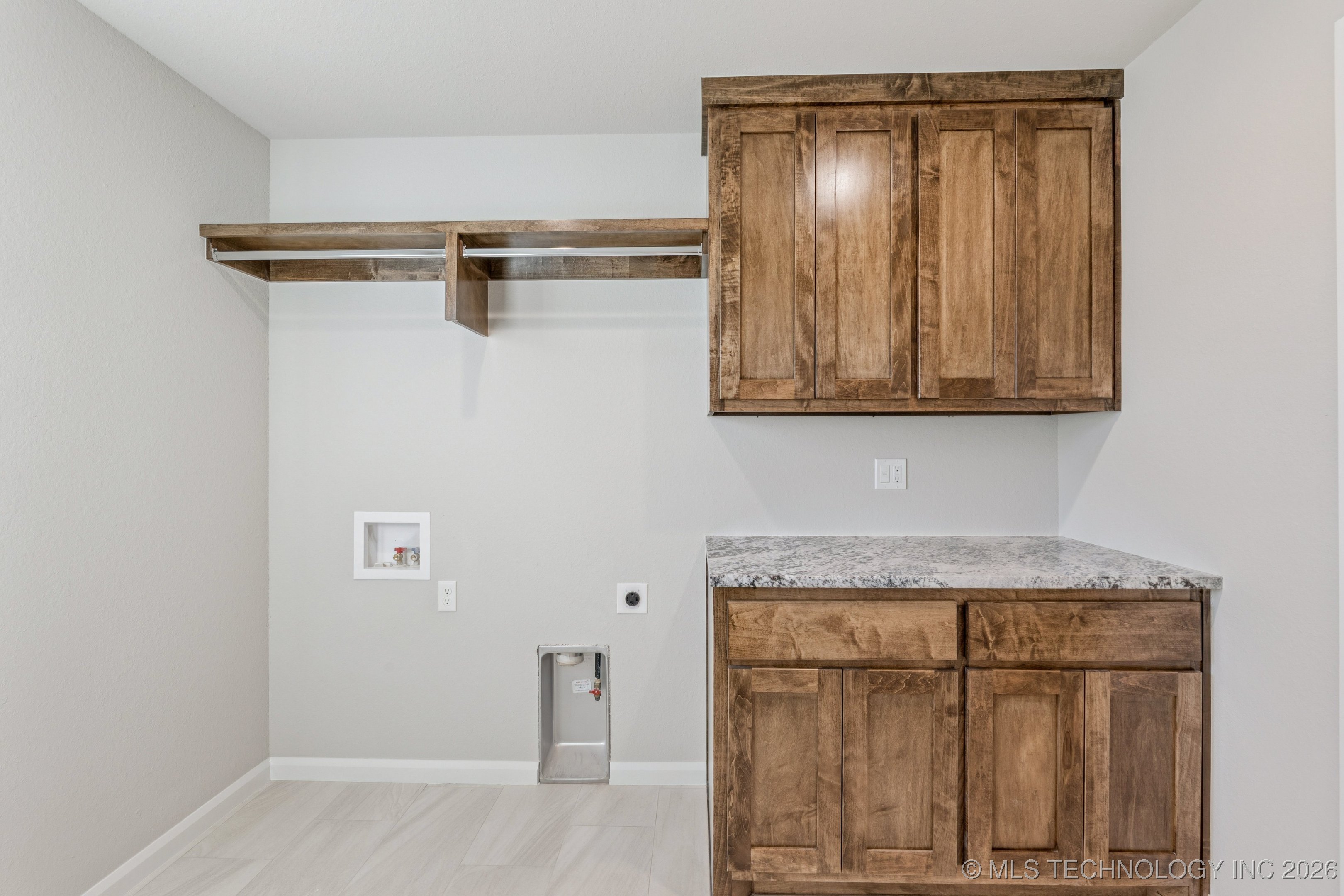 23277 E 107th Street S Property Photo 15