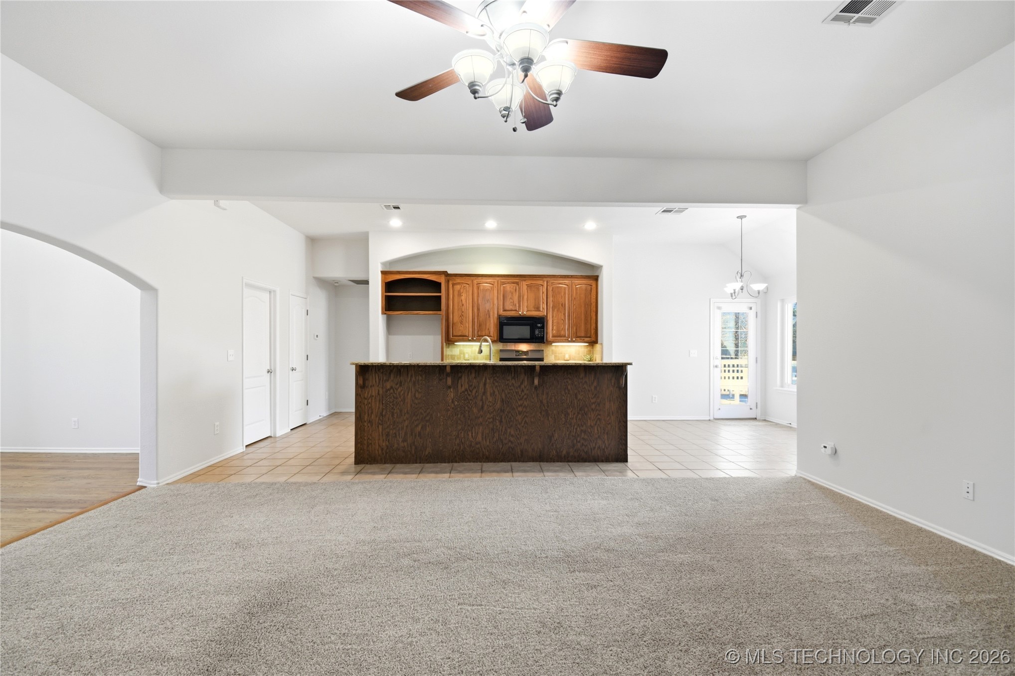 14226 S Urbana Avenue Property Photo 10