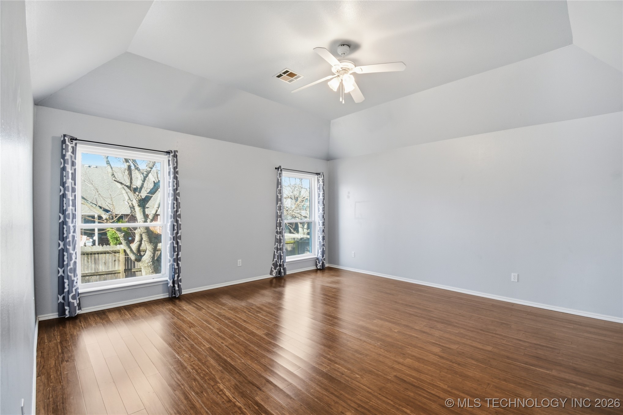 14226 S Urbana Avenue Property Photo 23