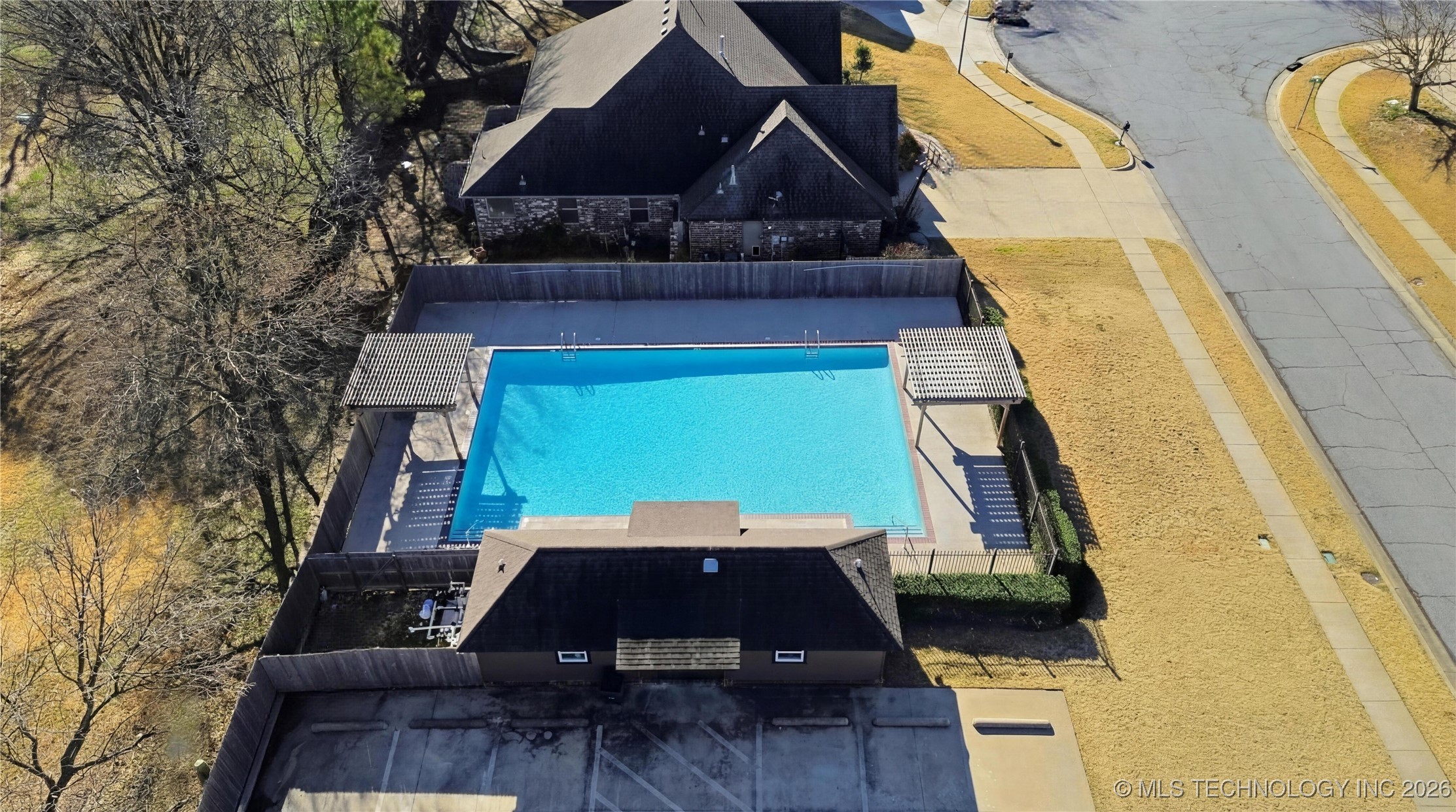 14226 S Urbana Avenue Property Photo 53