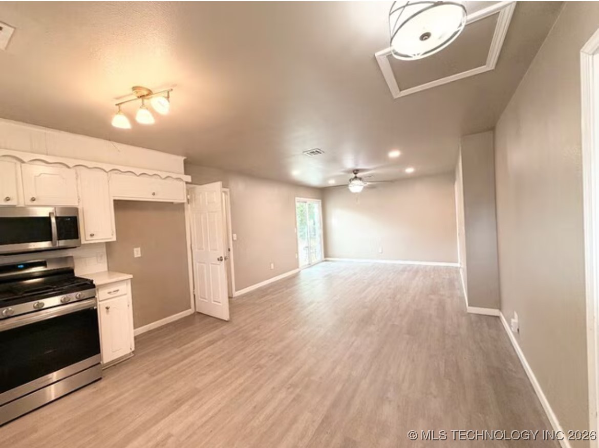 8941 E 57th Street Property Photo 6