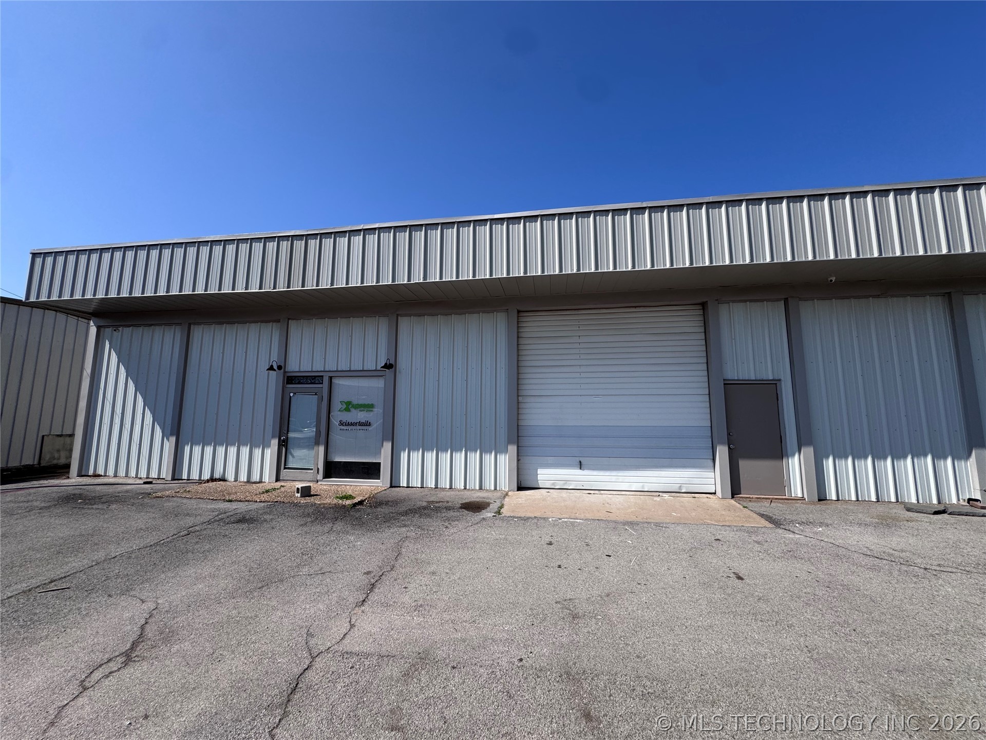 4466 S 74th East Avenue Property Photo 13