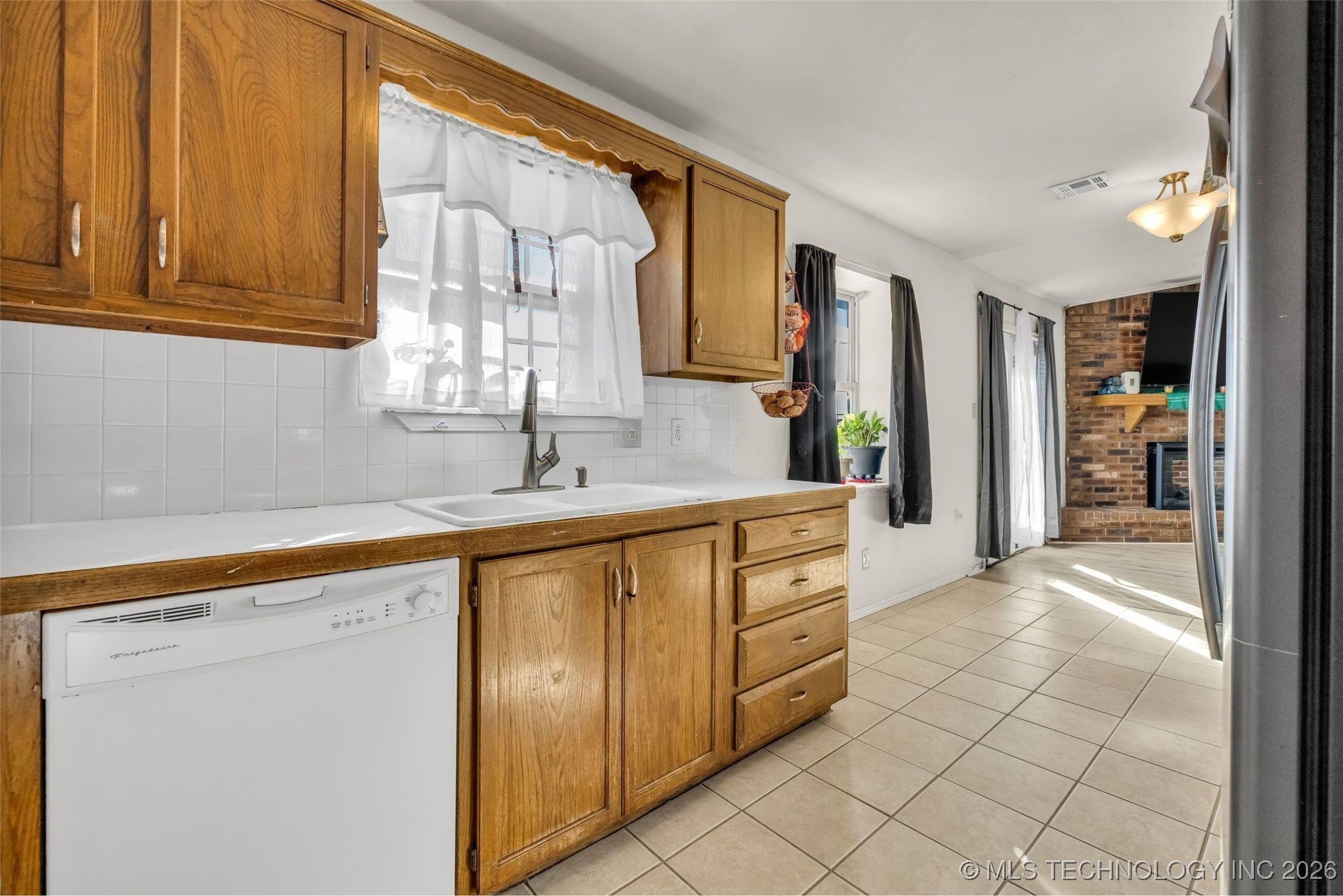 17715 S Santa Fe Street Property Photo 14