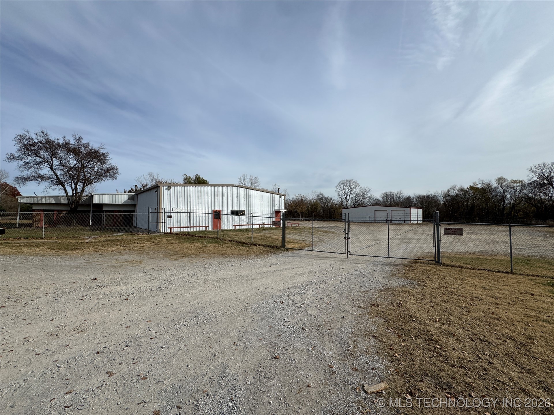 24875 Amah Parkway Property Photo 18