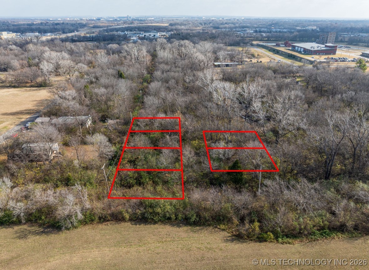 3711 E 29th Place N Property Photo 5