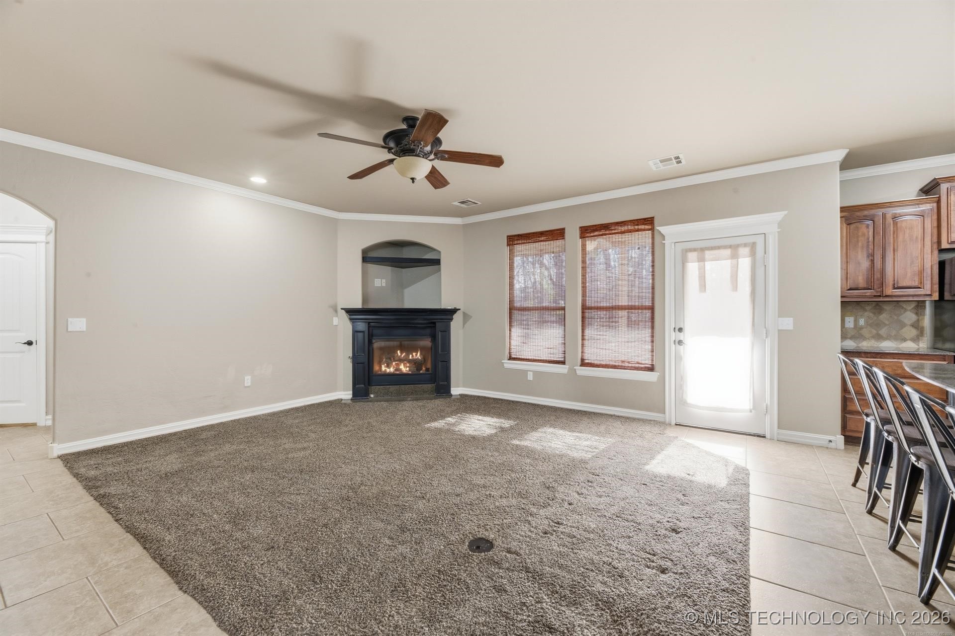 722 W 39th Street S Property Photo 3