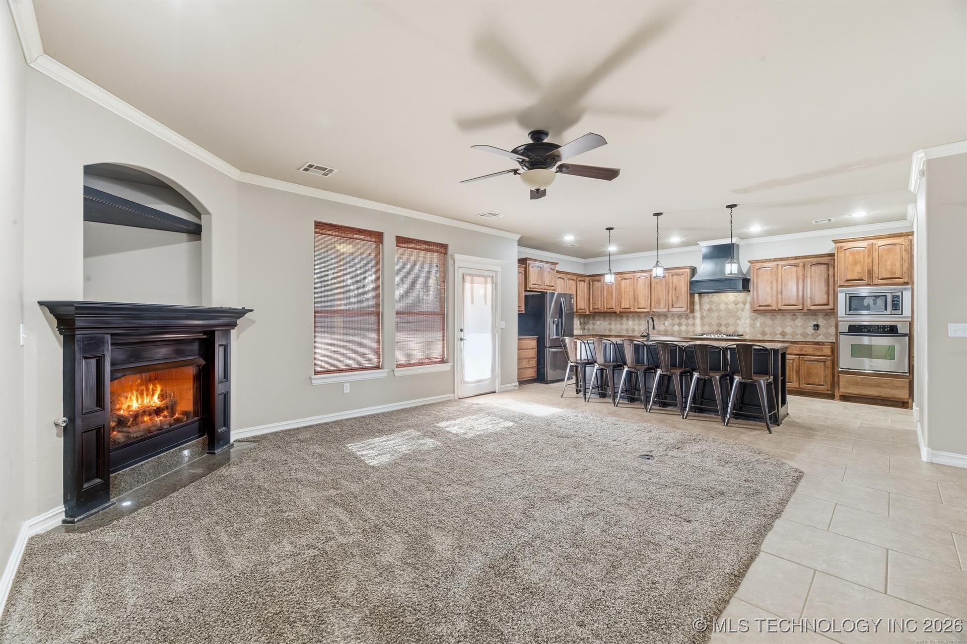 722 W 39th Street S Property Photo 5