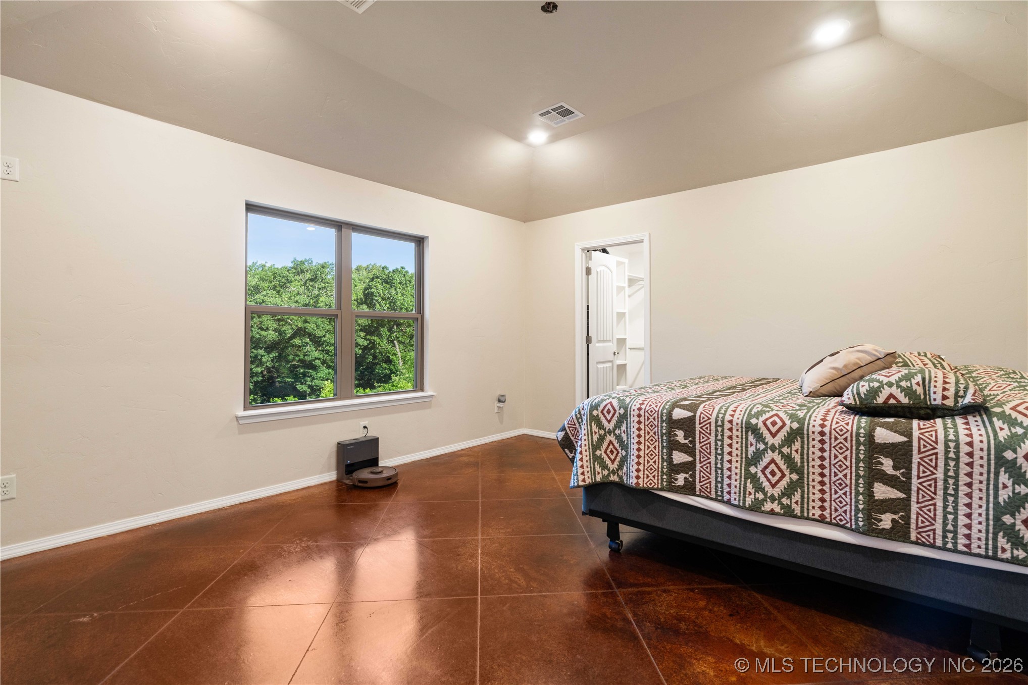 21501 S 705 Road Property Photo 14