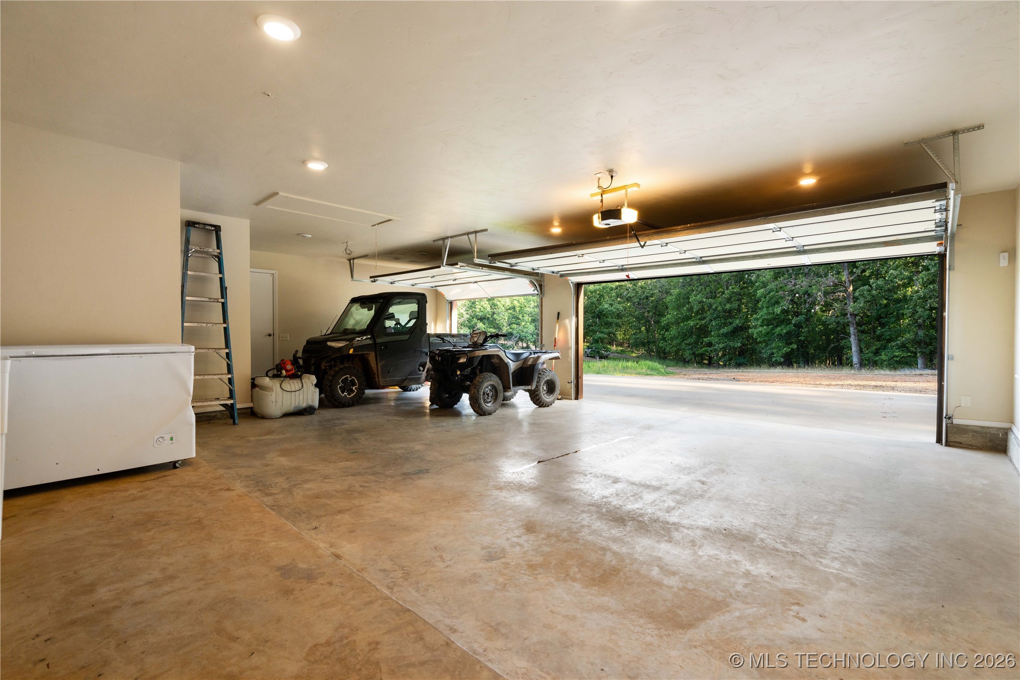 21501 S 705 Road Property Photo 29