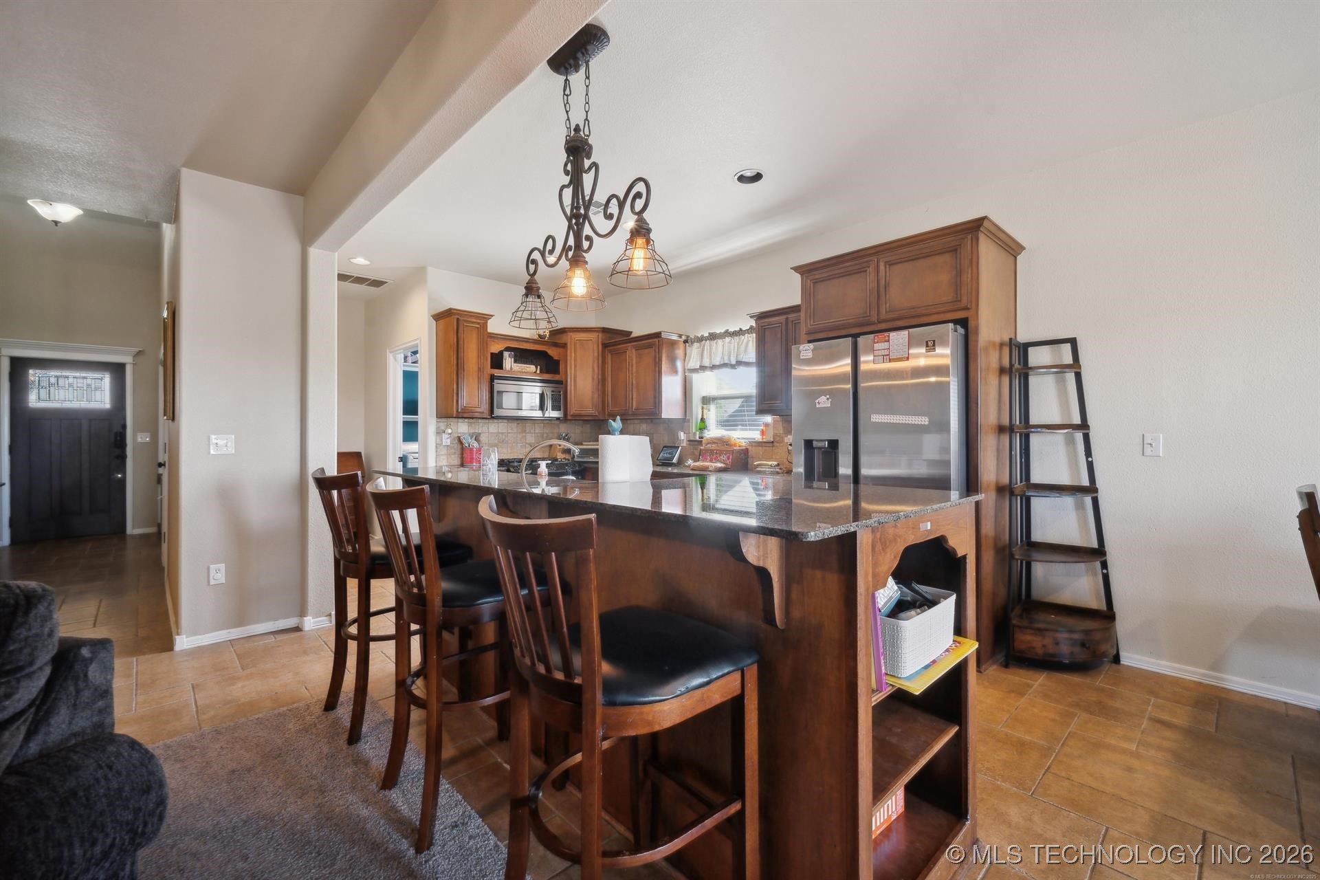 1946 E 135th Street S Property Photo 7