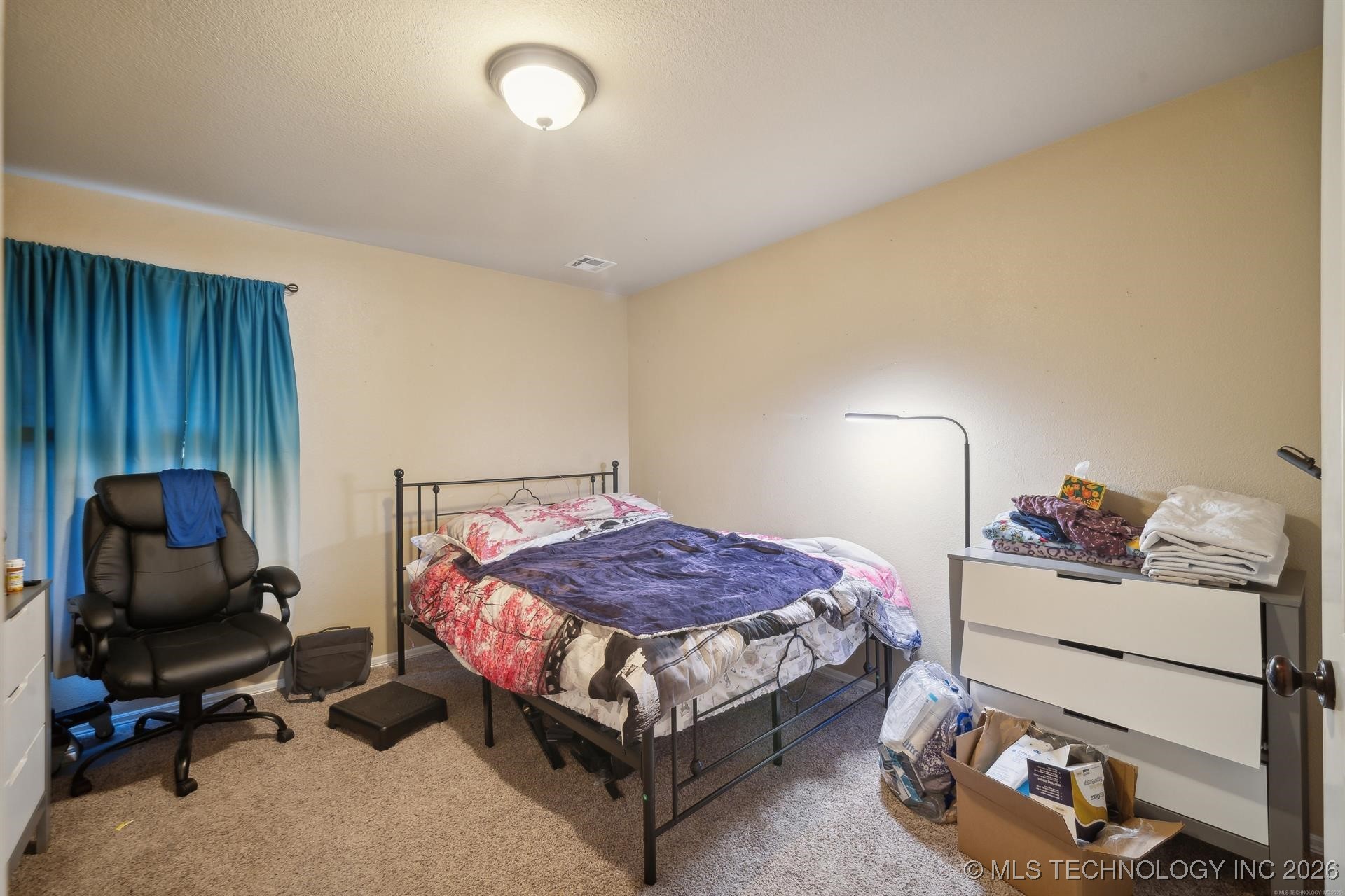 1946 E 135th Street S Property Photo 14