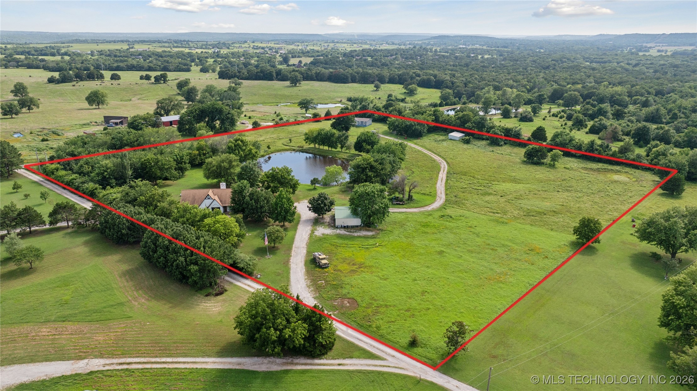 9858 N 38th Avenue W Property Photo 5