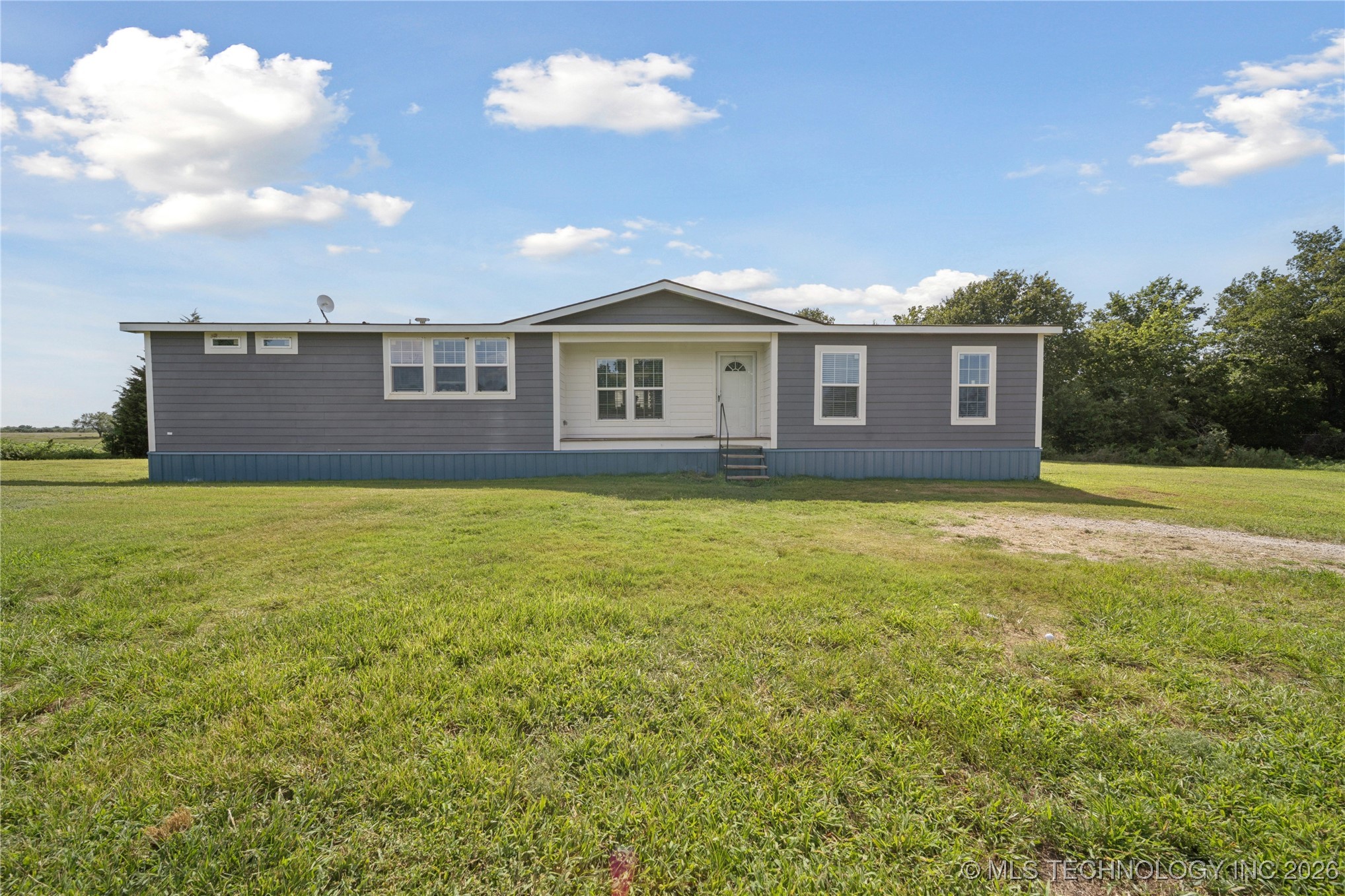 9858 N 38th Avenue W Property Photo 32