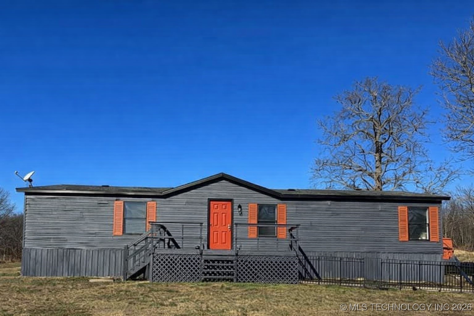 13843 E 586 Road Property Photo 1