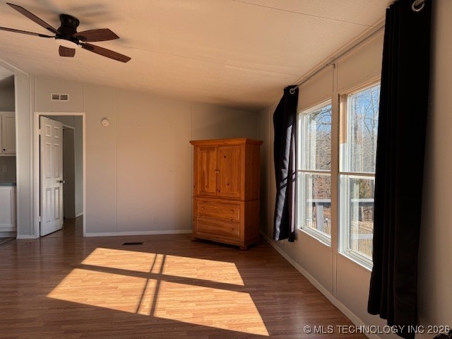 13843 E 586 Road Property Photo 3