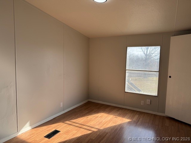 13843 E 586 Road Property Photo 9