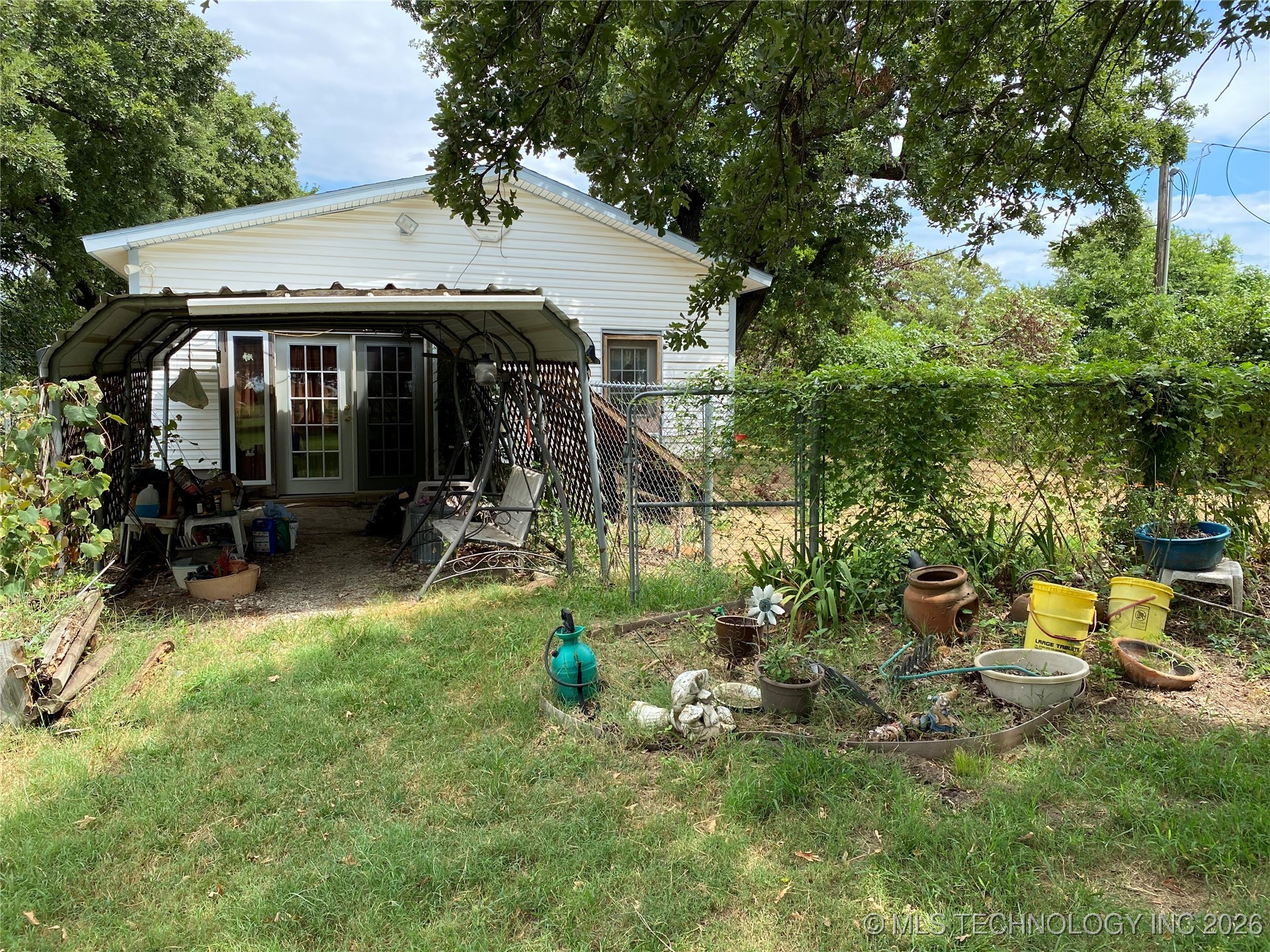 20571 County Road 1600 Property Photo 15