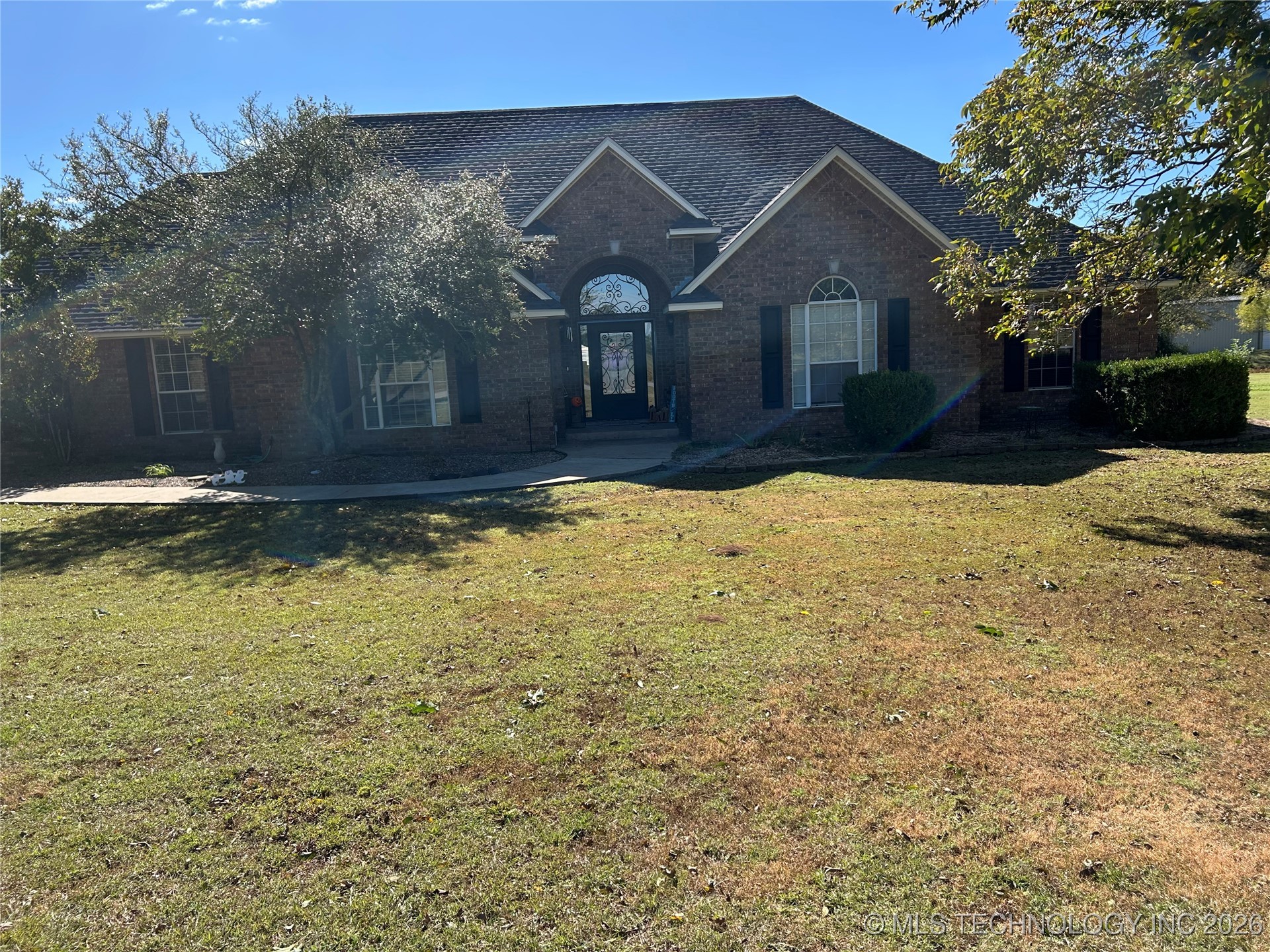 512 Oakland Court Property Photo 1